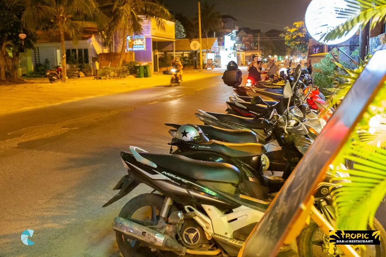 Tropic Hostel And Restaurant Phan Thiet
