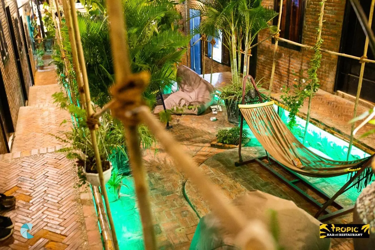 Tropic Hostel And Restaurant Phan Thiet